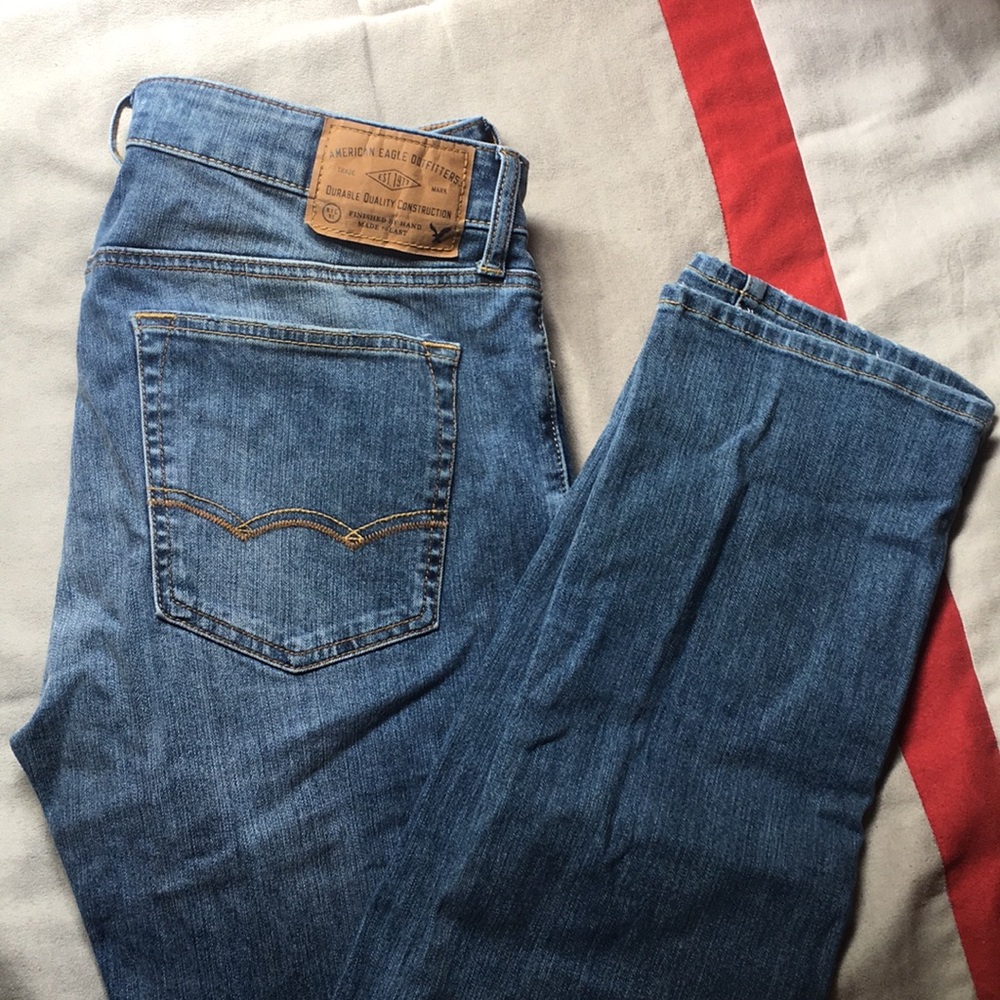 American Eagle Slim Straight Jeans